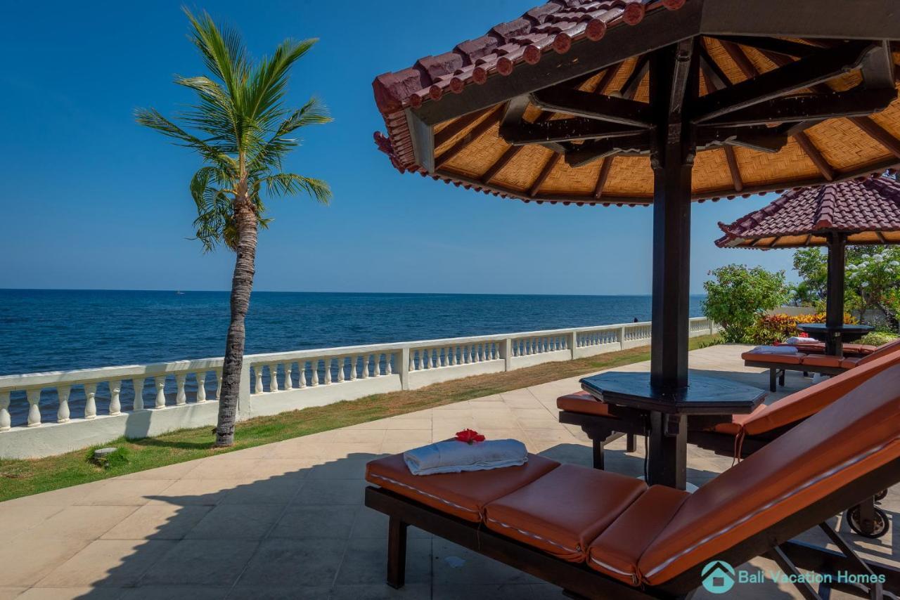 Villa Namaste - Beachfront At Lovina 10P, Pool, Bbq Banjar  Exterior photo