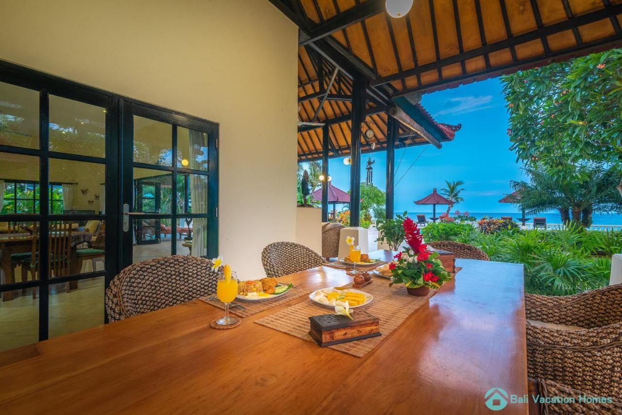 Villa Namaste - Beachfront At Lovina 10P, Pool, Bbq Banjar  Exterior photo