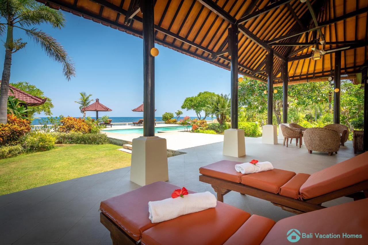 Villa Namaste - Beachfront At Lovina 10P, Pool, Bbq Banjar  Exterior photo