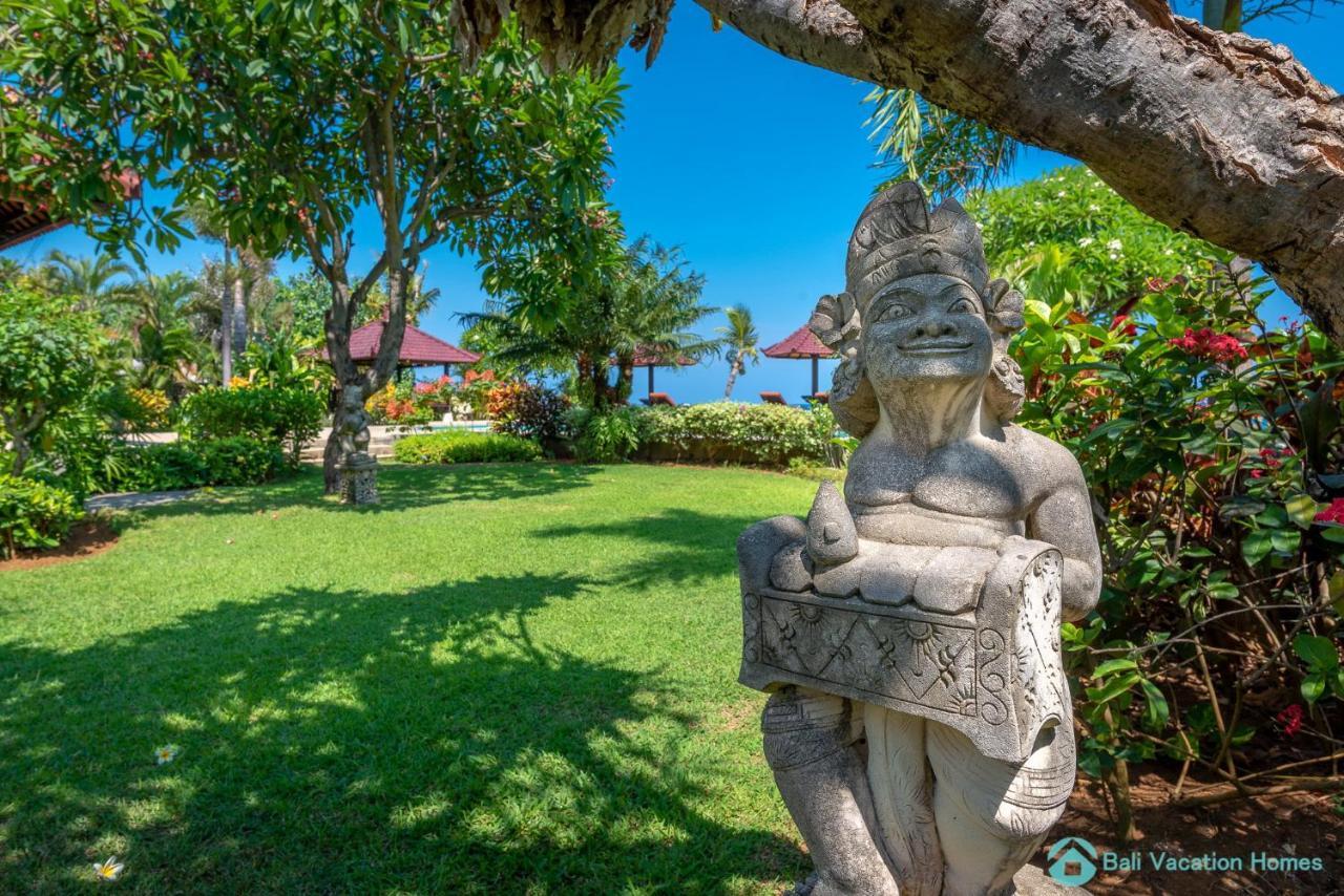 Villa Namaste - Beachfront At Lovina 10P, Pool, Bbq Banjar  Exterior photo
